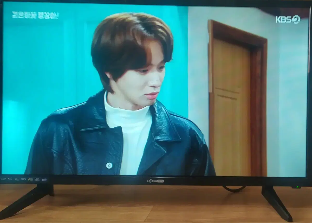 세종 32인치 HD LED TV 일반 티비 리모컨포함